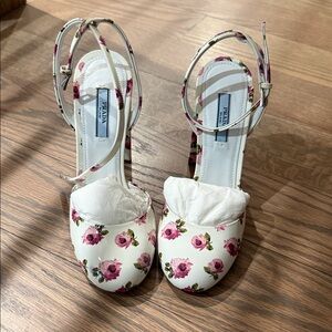 Prada White Floral Ankle-Strap Pumps with Pink Rose Print